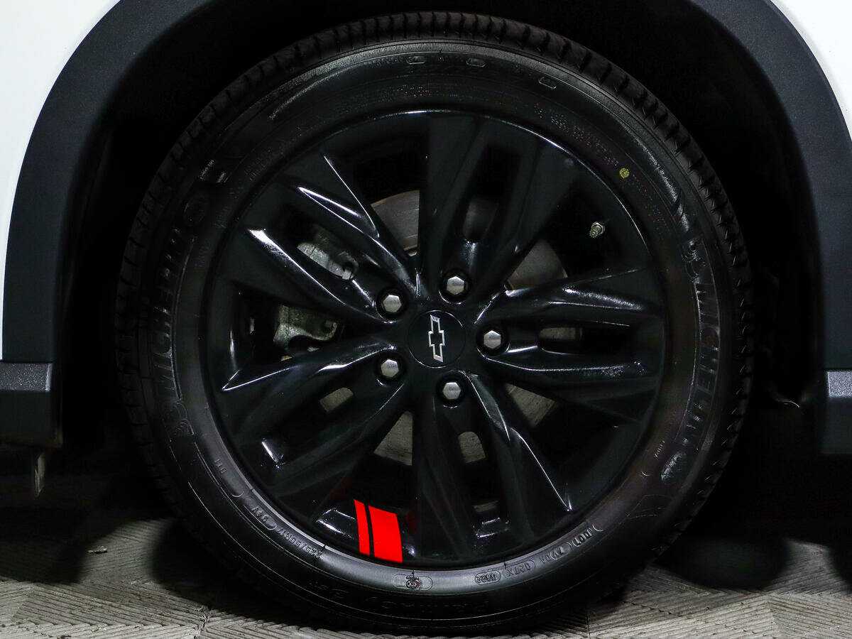 Купить Chevrolet Orlando с пробегом. Фото: #17