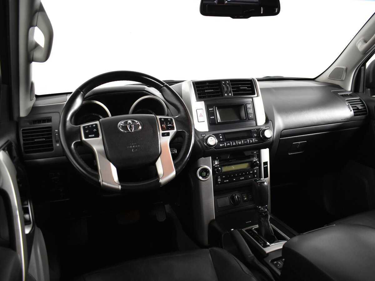 Купить Toyota Land Cruiser Prado с пробегом. Фото: #10