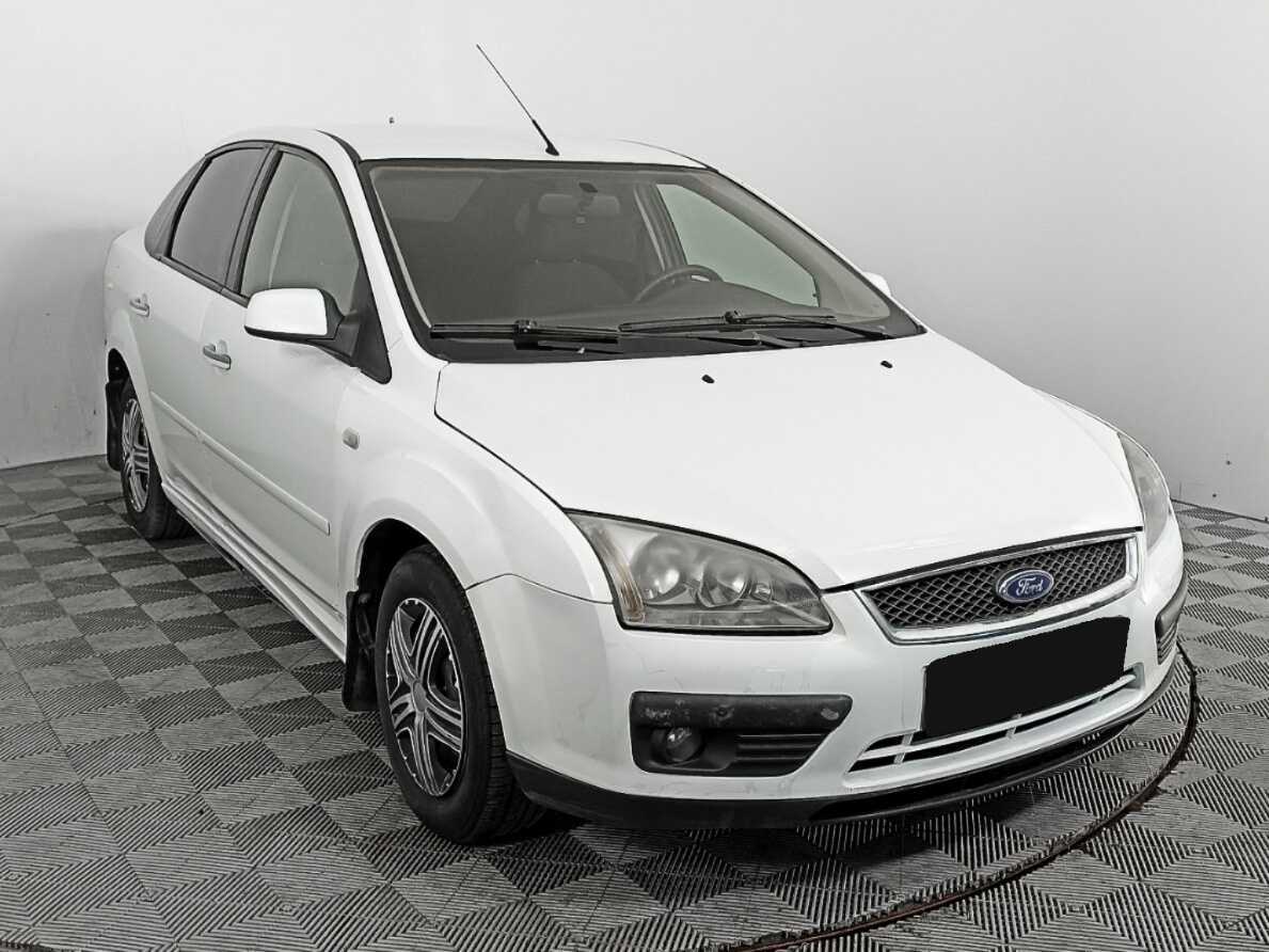 Купить Ford Focus с пробегом. Фото: #2