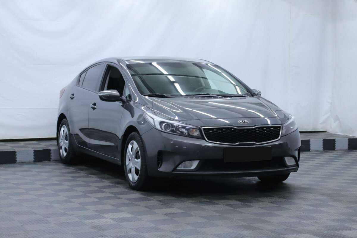 Купить Kia Cerato с пробегом. Фото: #2