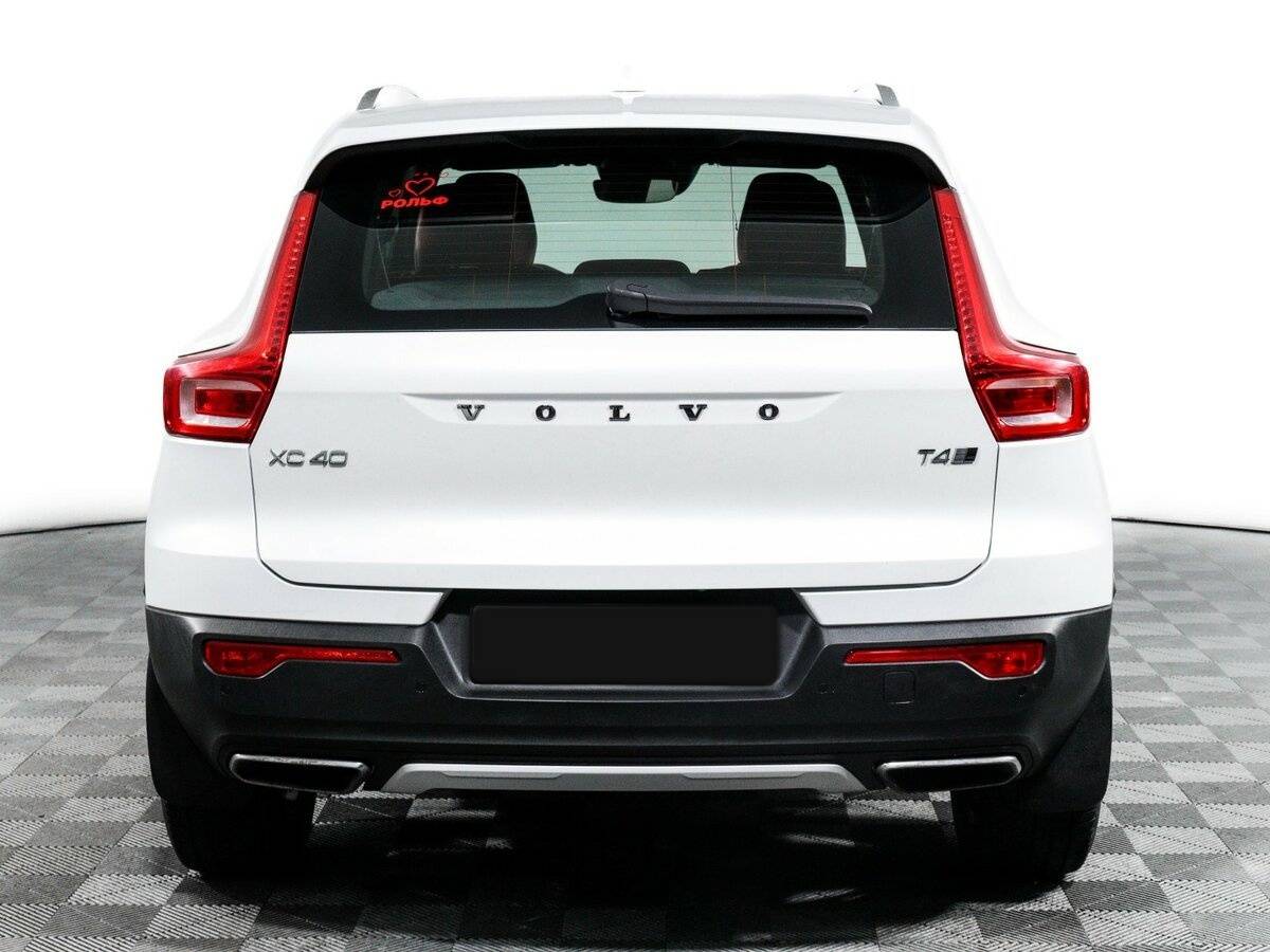 Купить Volvo XC40 с пробегом. Фото: #5