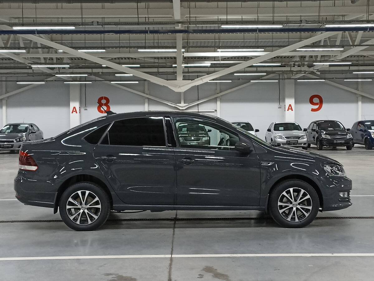 Купить Volkswagen Polo с пробегом. Фото: #3