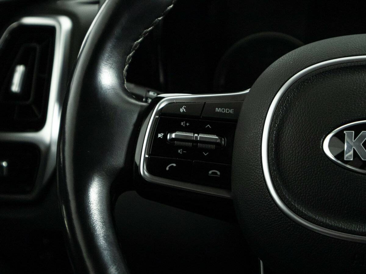 Купить Kia Sorento с пробегом. Фото: #27