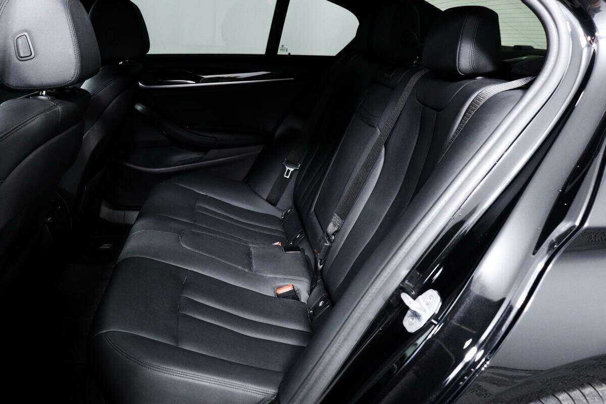 Купить BMW 5 серии с пробегом. Фото: #11