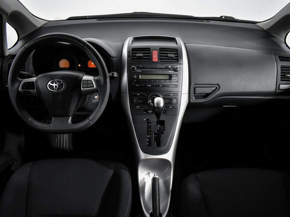 Купить Toyota Auris с пробегом. Фото: #15