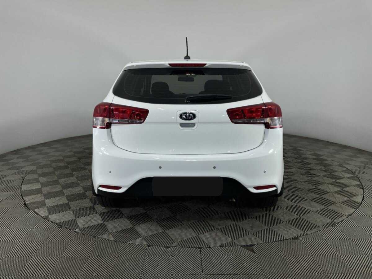 Купить Kia Rio с пробегом. Фото: #2