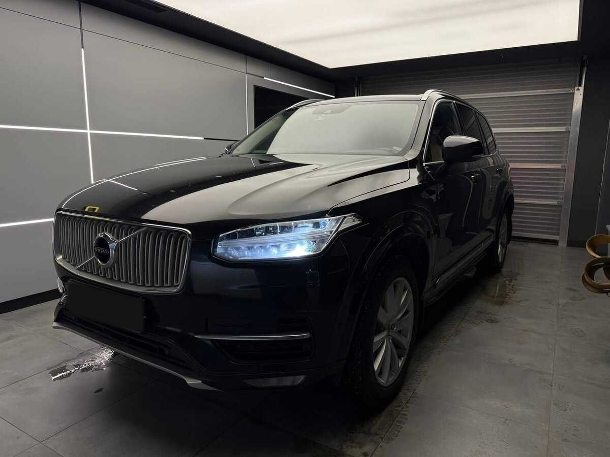 Купить Volvo XC90 с пробегом. Фото: #0