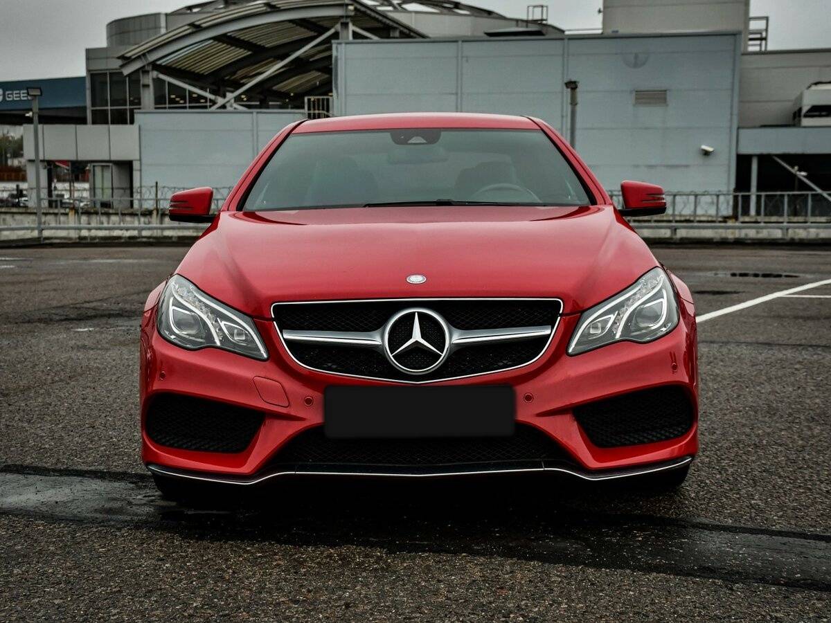 Купить Mercedes-Benz E-Класс с пробегом. Фото: #1
