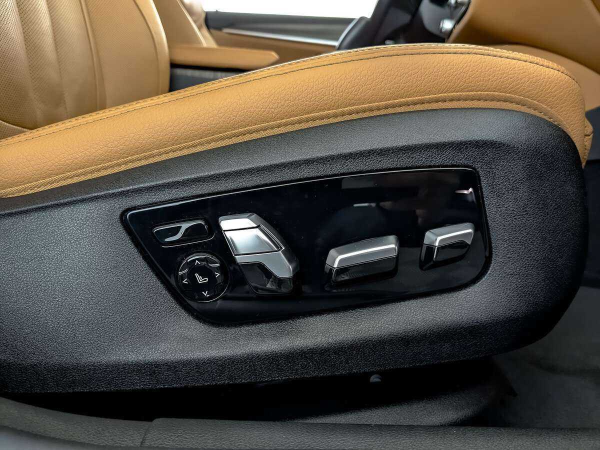 Купить BMW 5 серии с пробегом. Фото: #22
