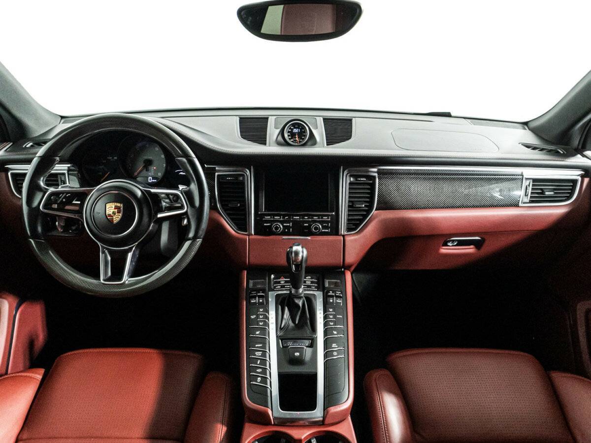 Купить Porsche Macan с пробегом. Фото: #12