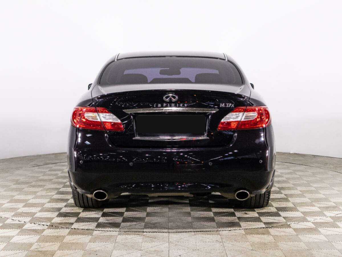 Купить Infiniti M с пробегом. Фото: #5