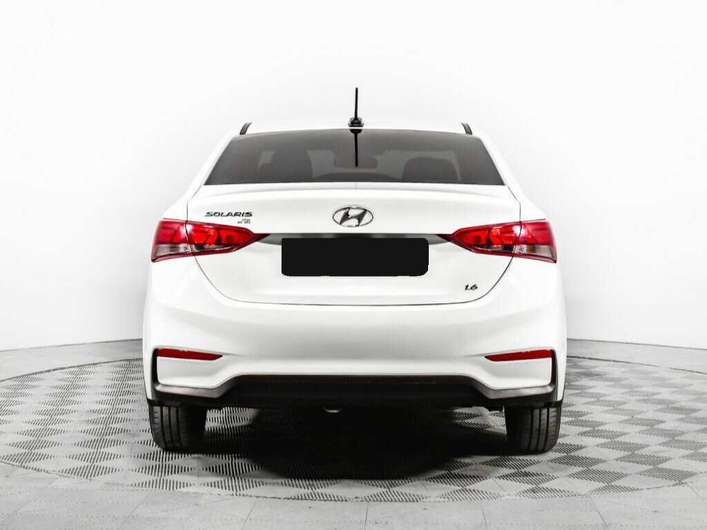 Купить Hyundai Solaris с пробегом. Фото: #5