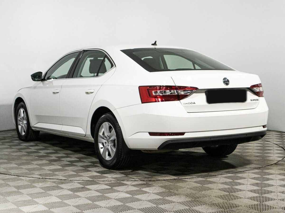 Купить Skoda Superb с пробегом. Фото: #6