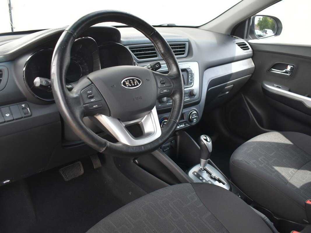 Купить Kia Rio с пробегом. Фото: #10