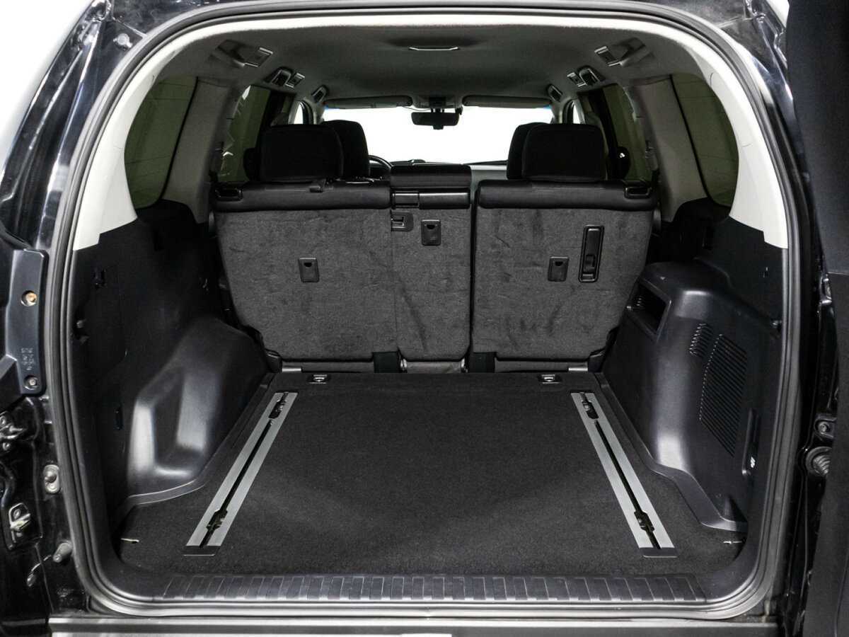 Купить Toyota Land Cruiser Prado с пробегом. Фото: #11