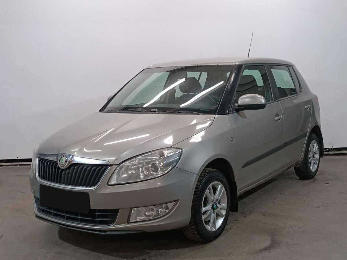 Купить Skoda Fabia с пробегом. Фото: #0