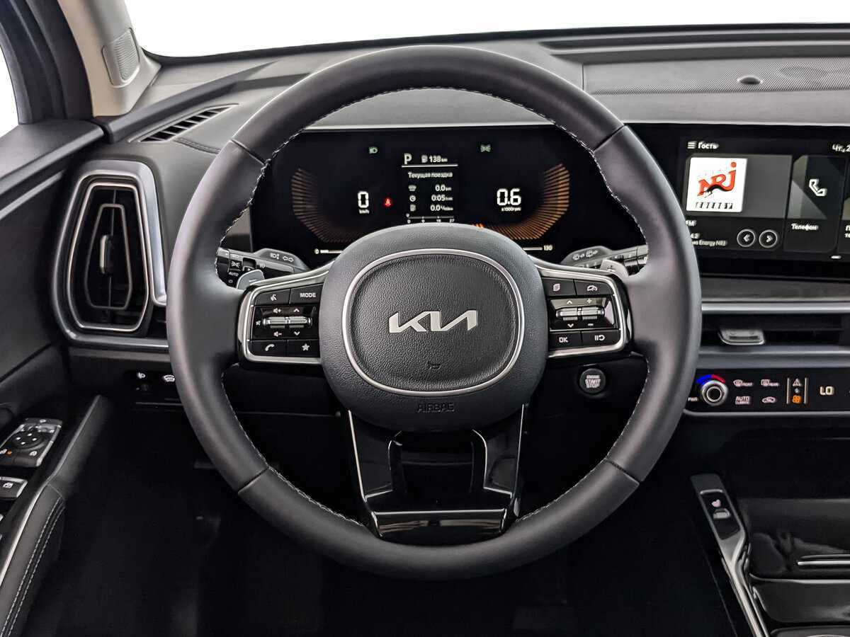 Купить Kia Sorento с пробегом. Фото: #17