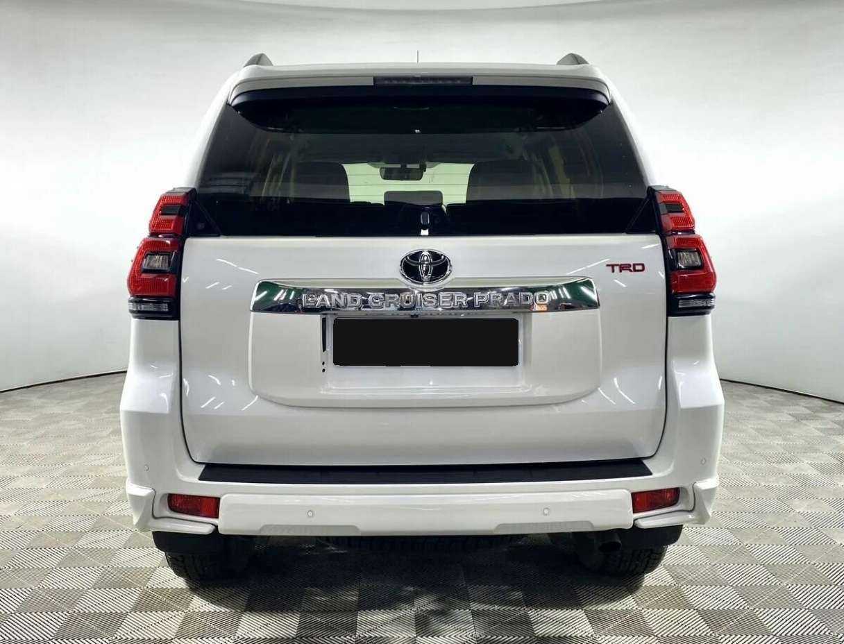 Купить Toyota Land Cruiser Prado с пробегом. Фото: #5