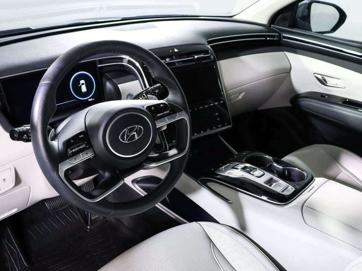 Купить Hyundai Tucson с пробегом. Фото: #11