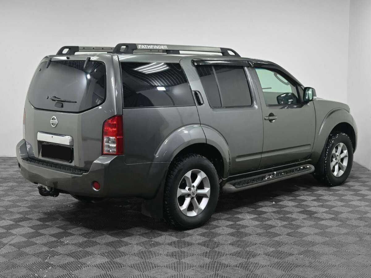 Купить Nissan Pathfinder с пробегом. Фото: #1