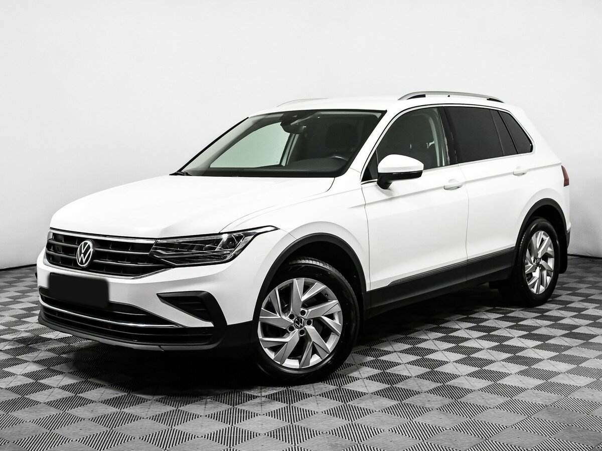 Купить Volkswagen Tiguan с пробегом. Посмотреть фото