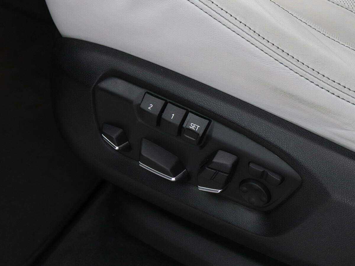 Купить BMW X5 M с пробегом. Фото: #12