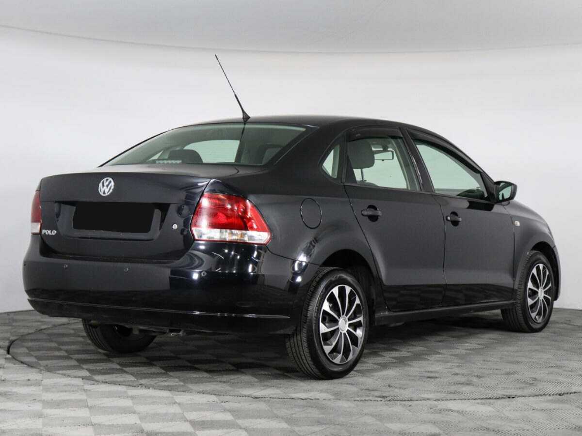 Купить Volkswagen Polo с пробегом. Фото: #2