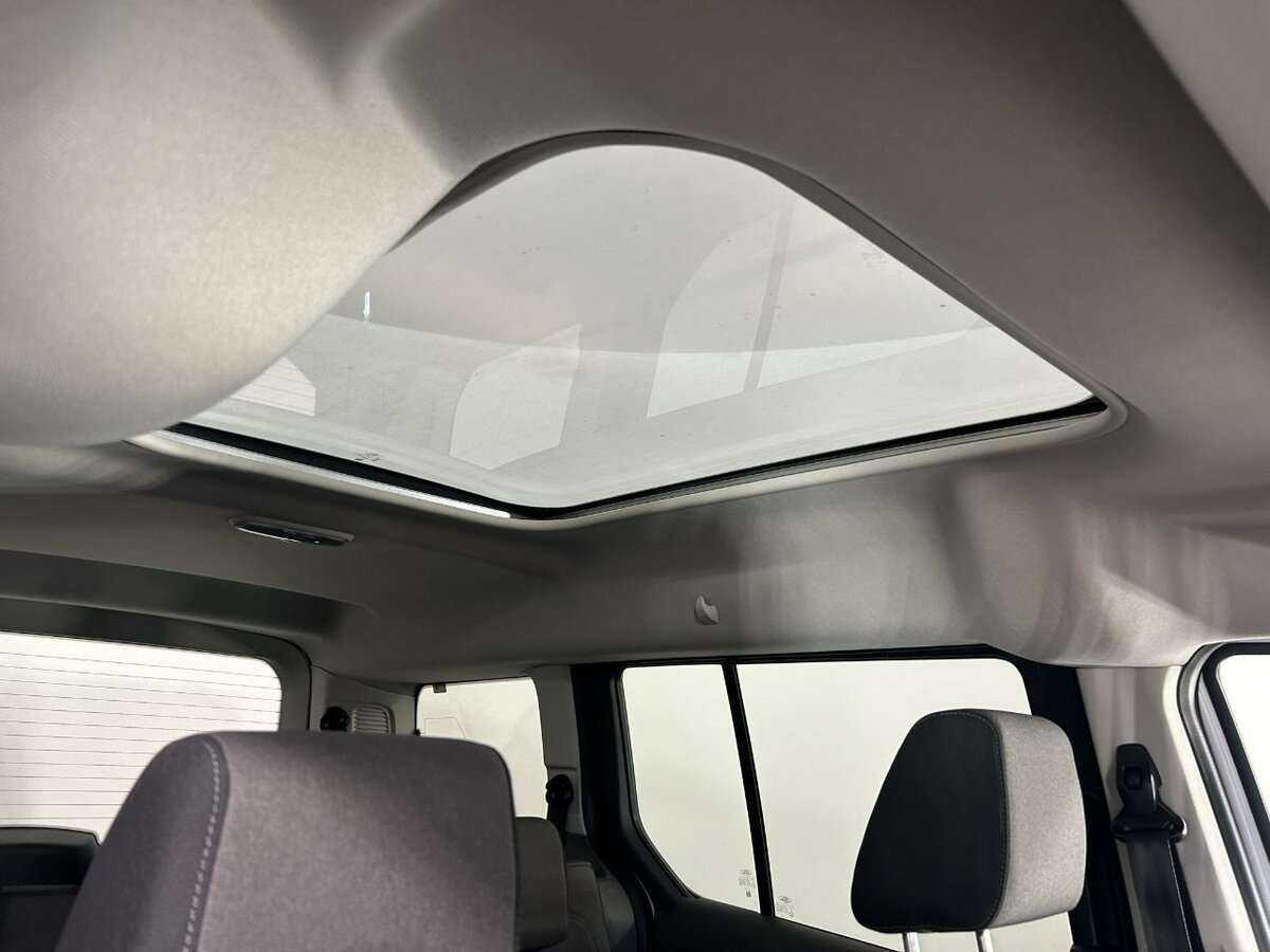 Купить Ford Tourneo Connect с пробегом. Фото: #14