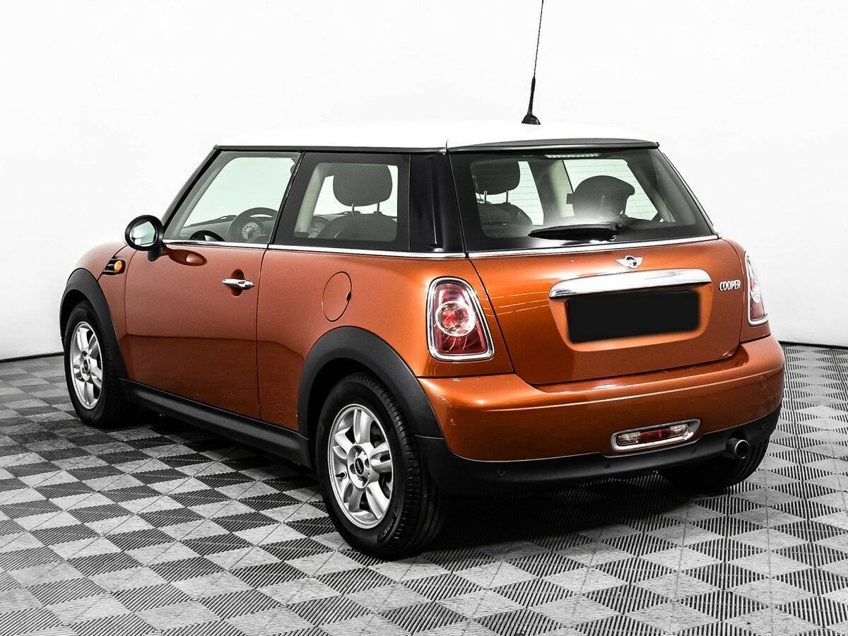 Купить Mini Hatch с пробегом. Фото: #6