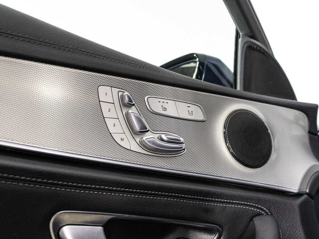 Купить Mercedes-Benz E-Класс с пробегом. Фото: #20
