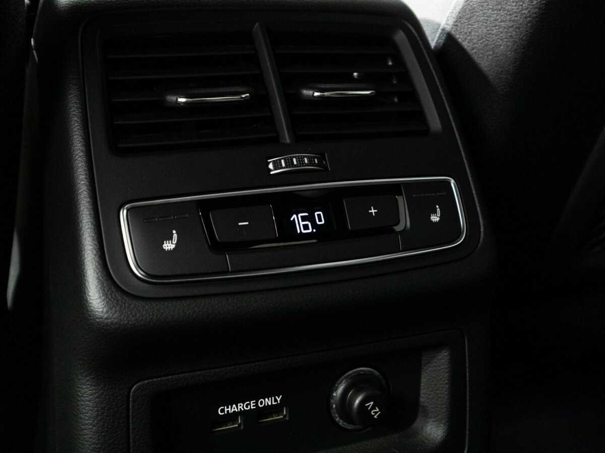 Купить Audi A4 с пробегом. Фото: #15