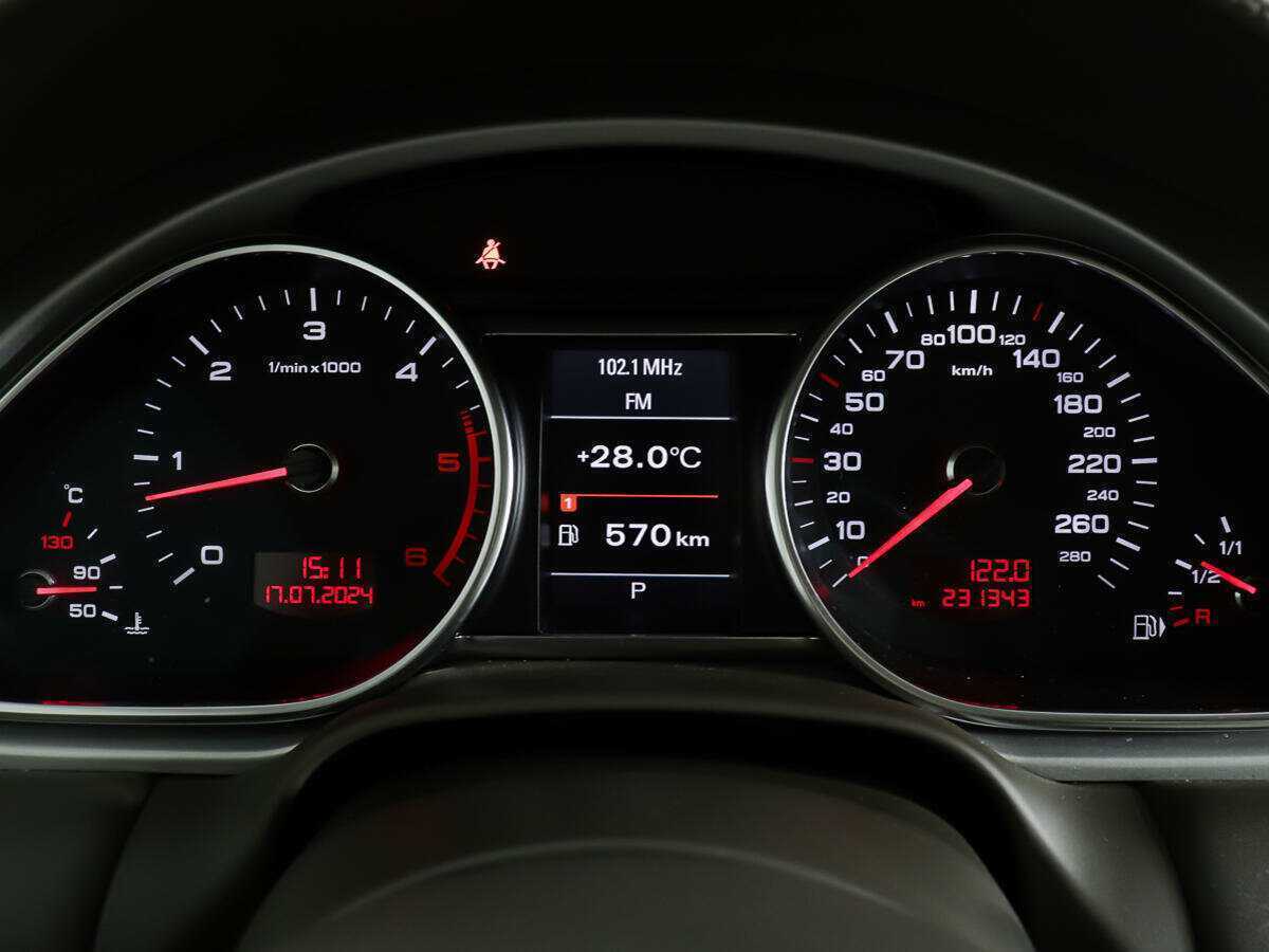 Купить Audi Q7 с пробегом. Фото: #15