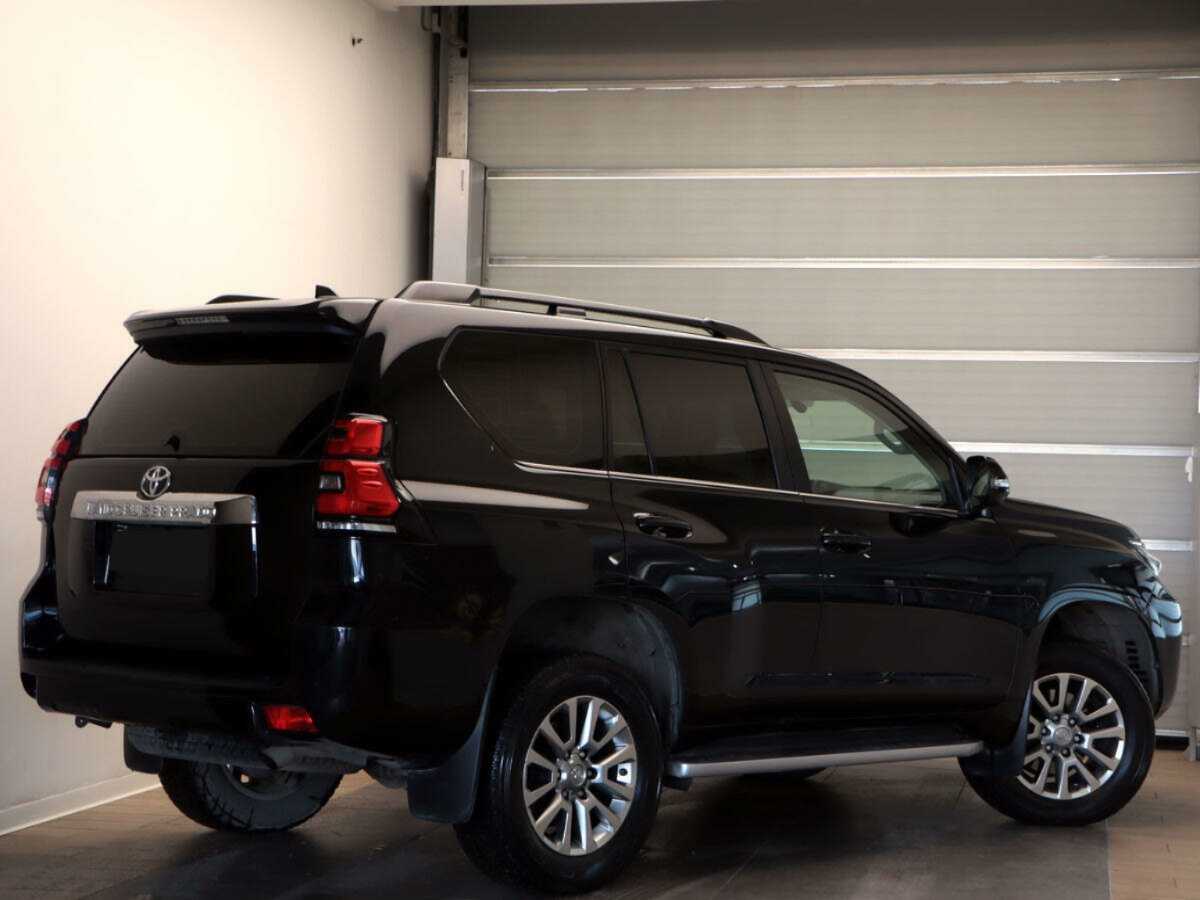 Купить Toyota Land Cruiser Prado с пробегом. Фото: #3