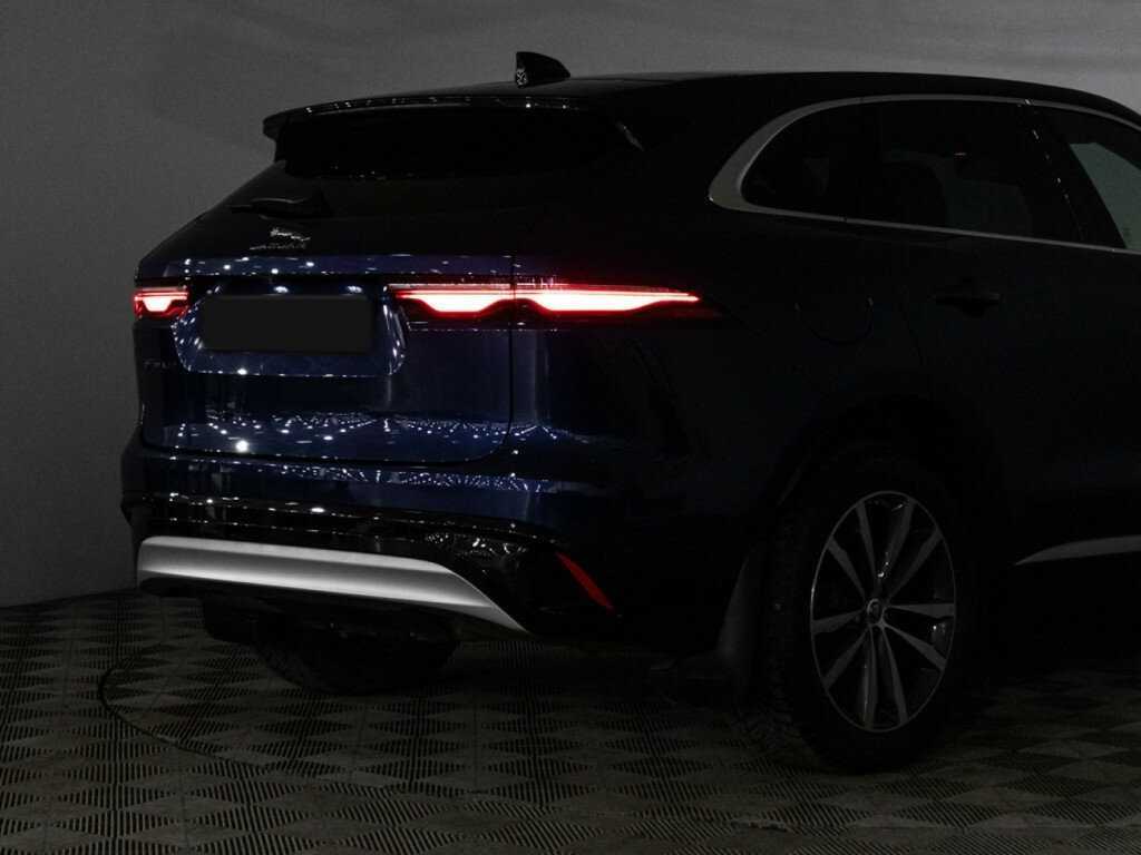 Купить Jaguar F-Pace с пробегом. Фото: #30