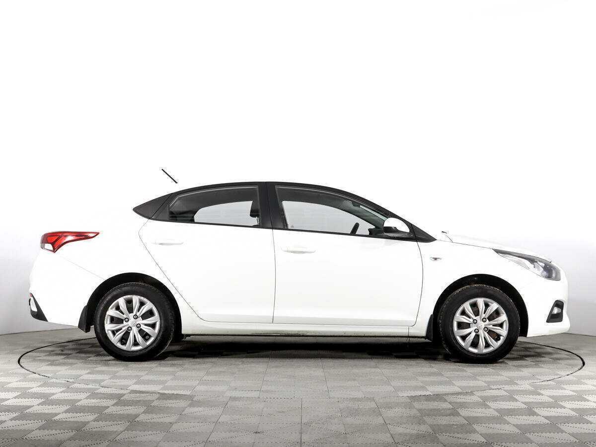 Купить Hyundai Solaris с пробегом. Фото: #4