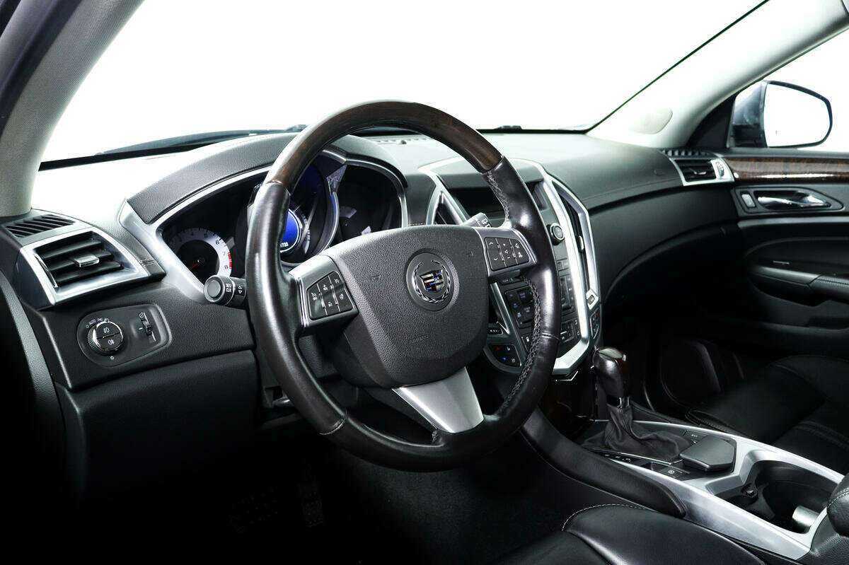 Купить Cadillac SRX с пробегом. Фото: #12