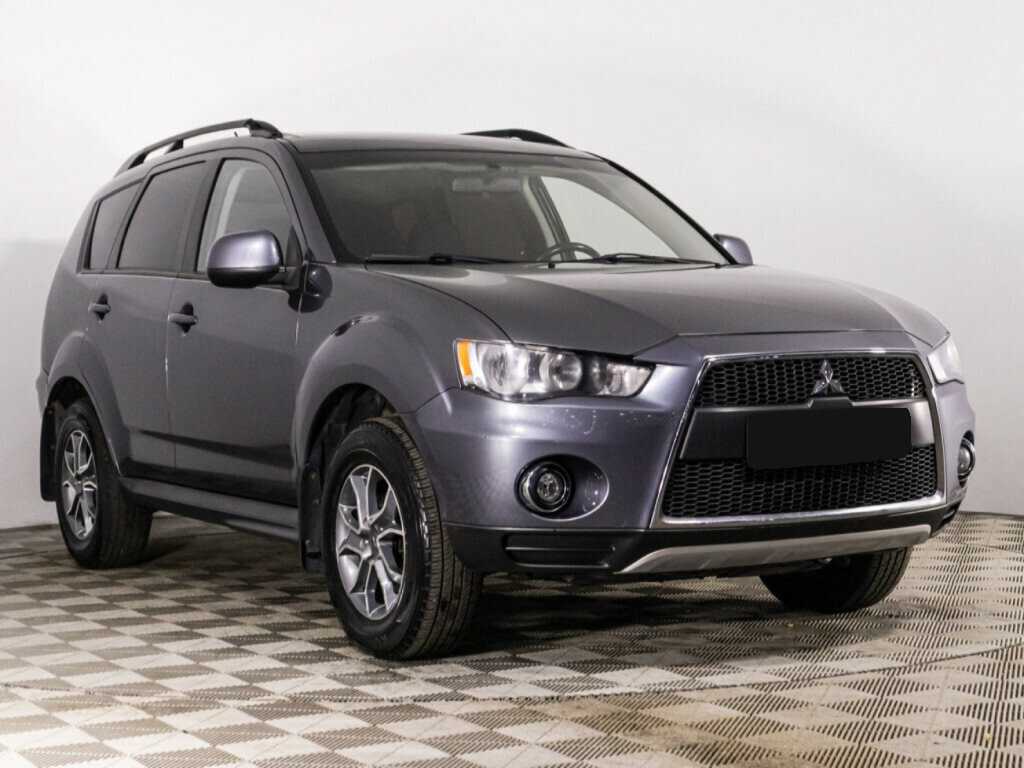 Купить Mitsubishi Outlander с пробегом. Фото: #2
