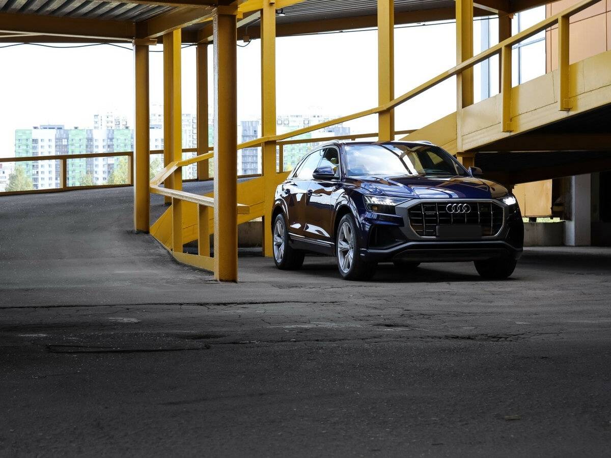 Купить Audi Q8 с пробегом. Фото: #17