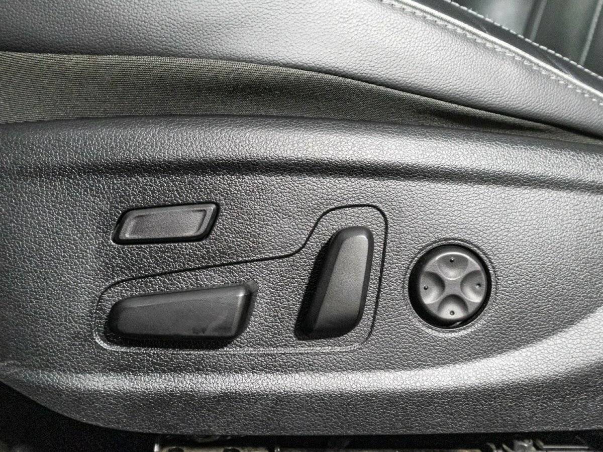 Купить Hyundai Santa Fe с пробегом. Фото: #17