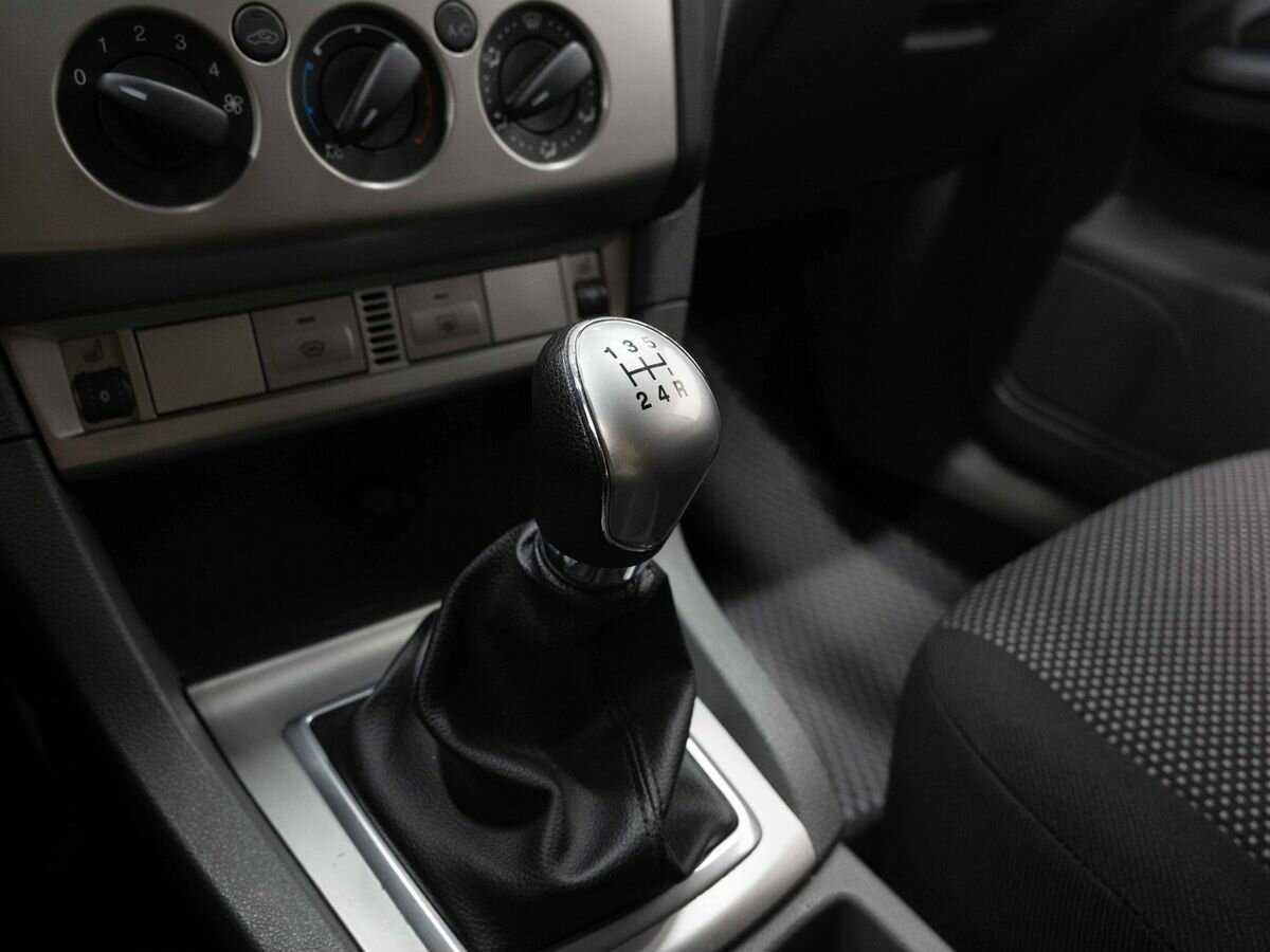 Купить Ford Focus с пробегом. Фото: #17