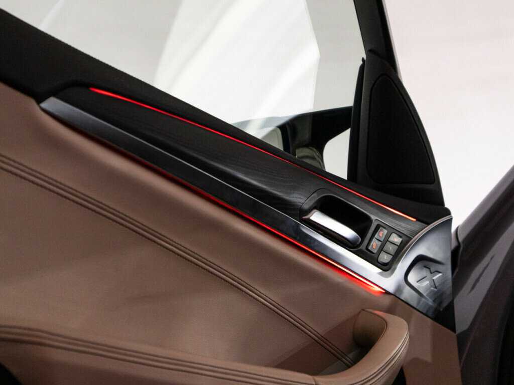 Купить BMW X3 с пробегом. Фото: #26