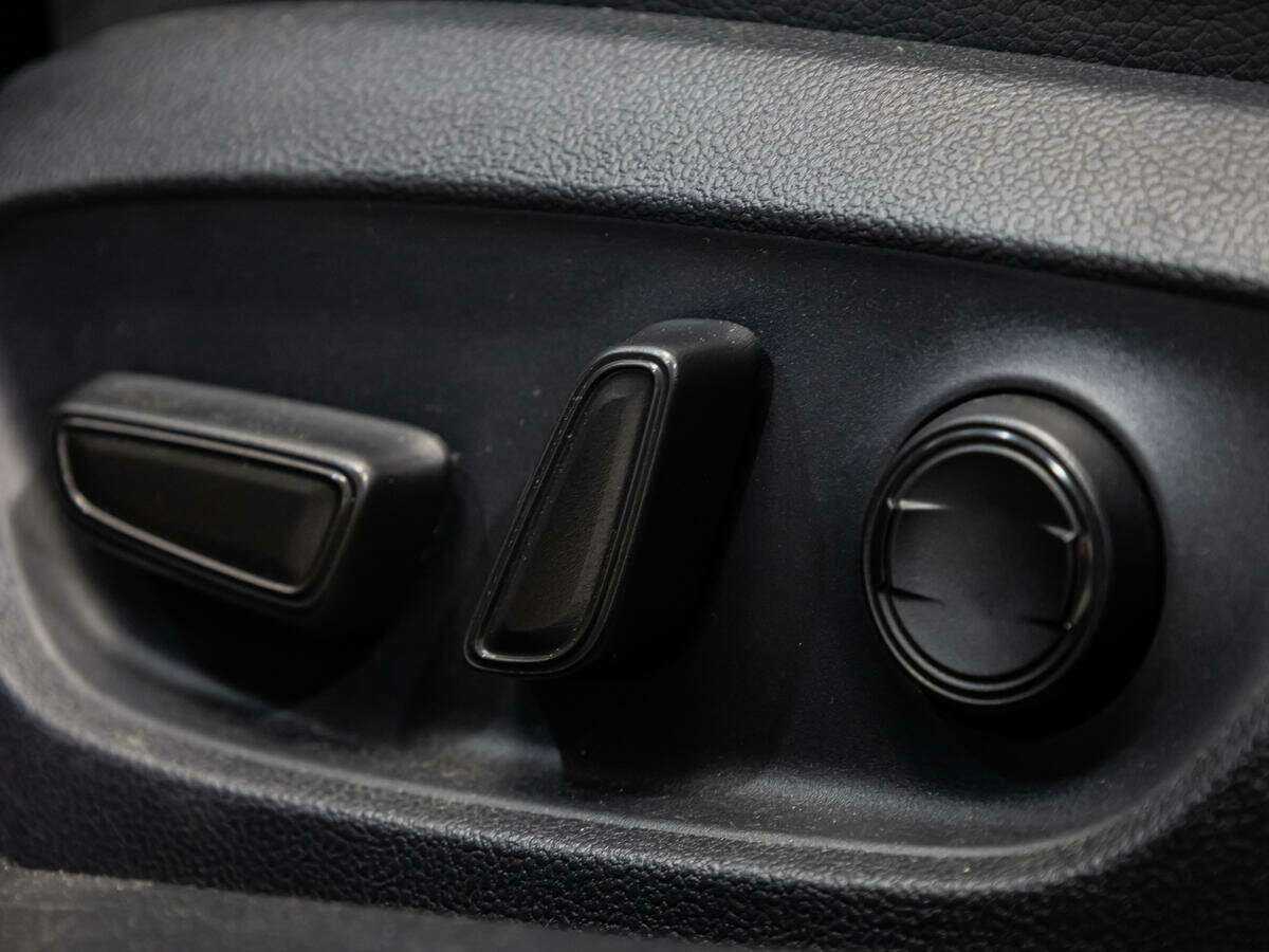 Купить Toyota Camry с пробегом. Фото: #12