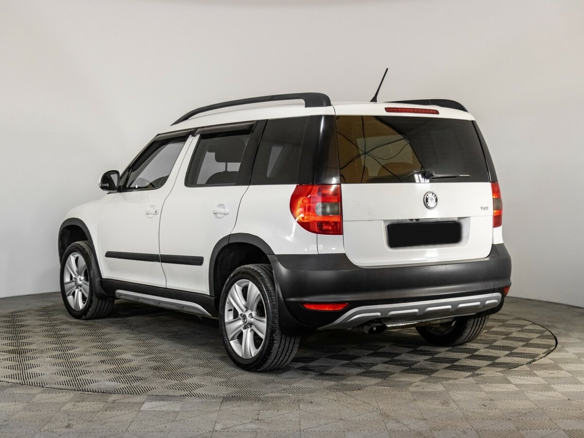 Купить Skoda Yeti с пробегом. Фото: #5