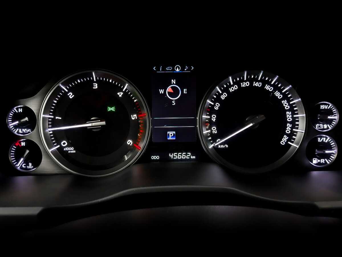 Купить Toyota Land Cruiser с пробегом. Фото: #12