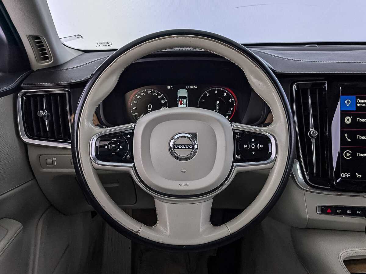 Купить Volvo S90 с пробегом. Фото: #20