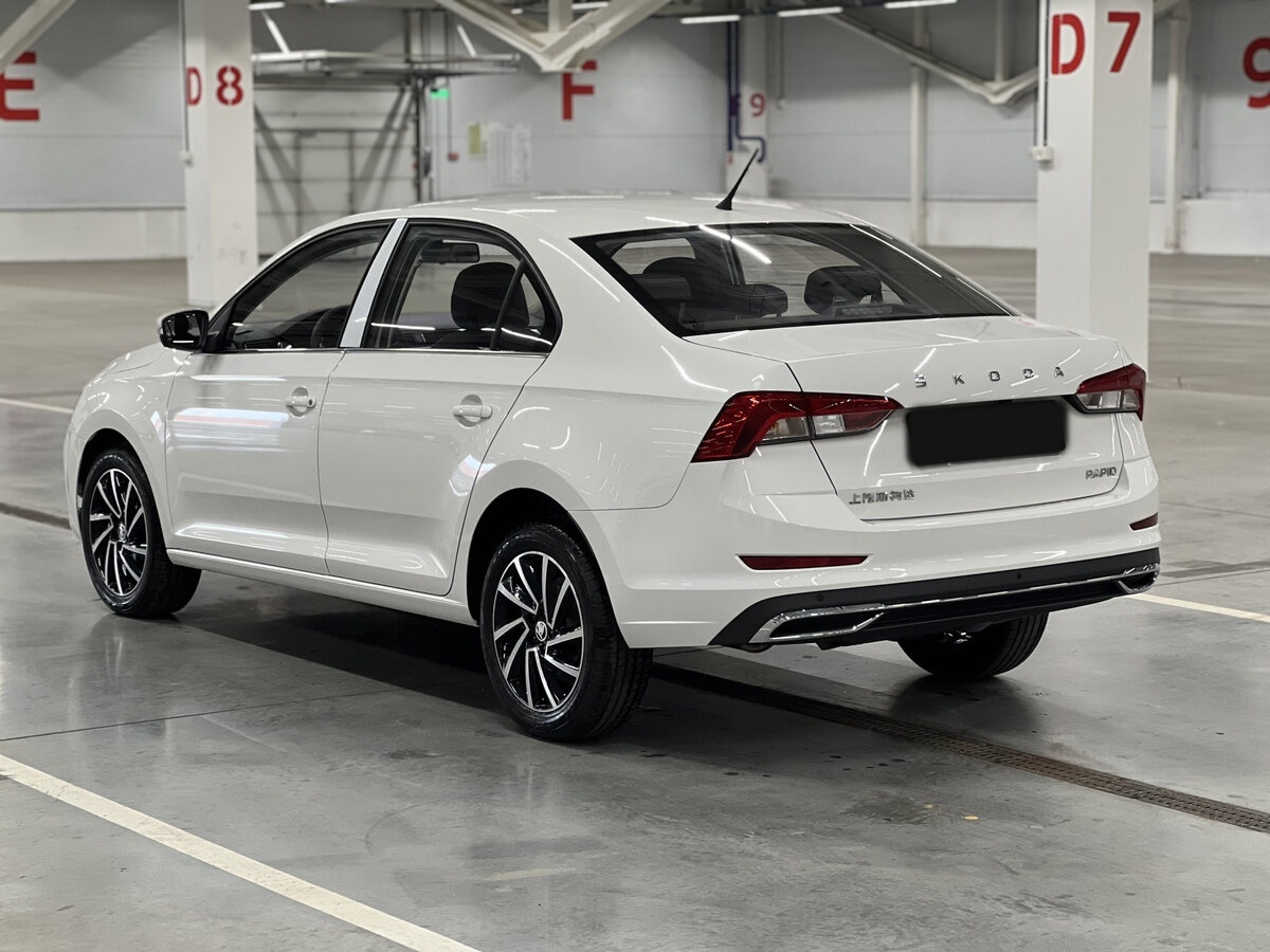 Купить Skoda Rapid с пробегом. Фото: #6