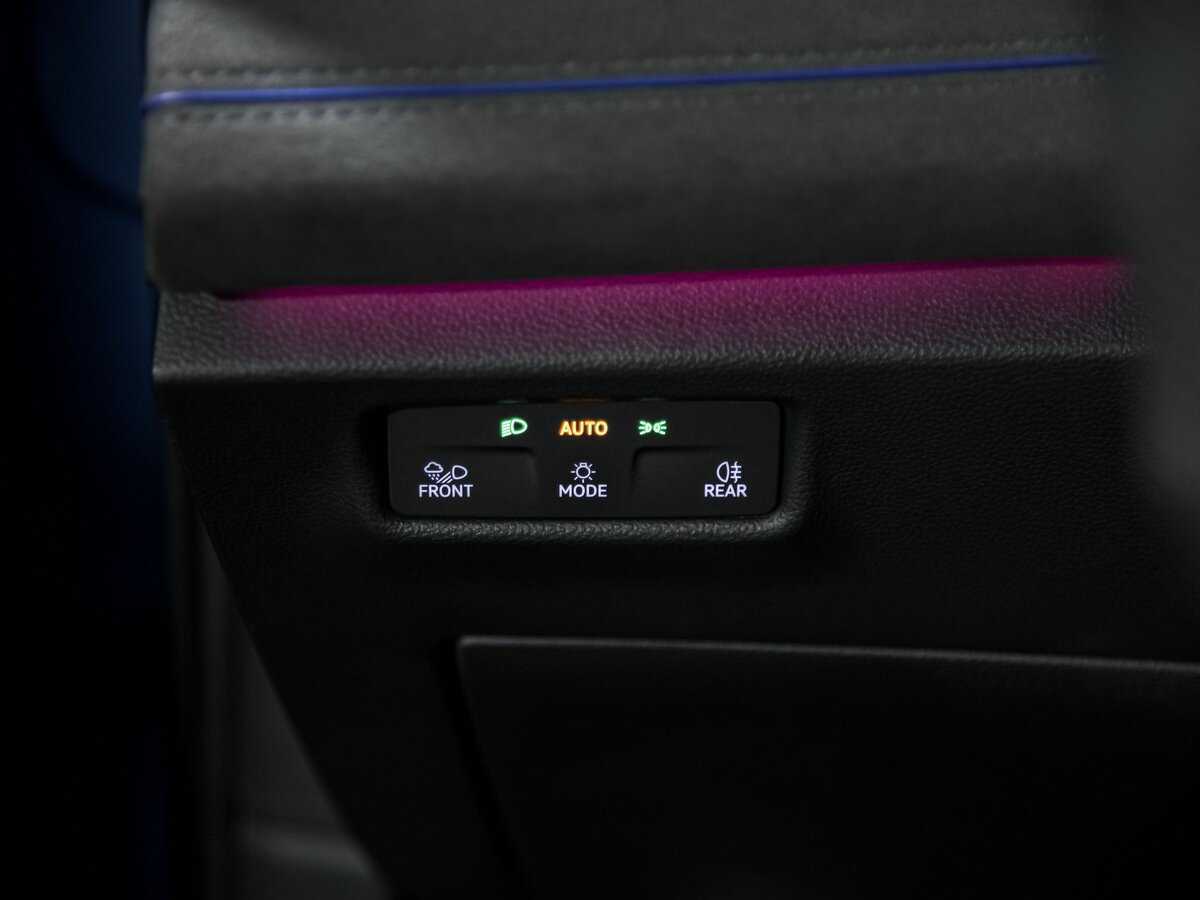 Купить Volkswagen Tiguan с пробегом. Фото: #16