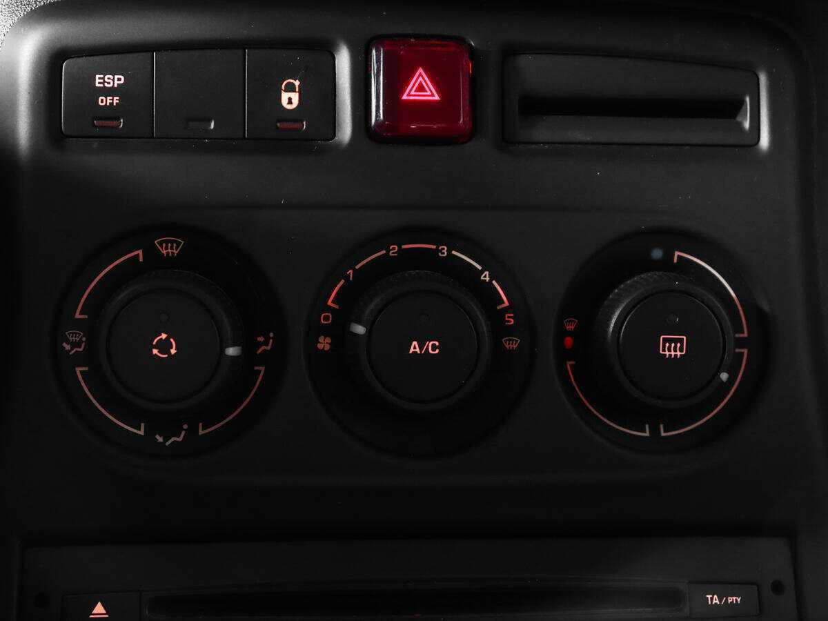 Купить Citroen C3 Picasso с пробегом. Фото: #13