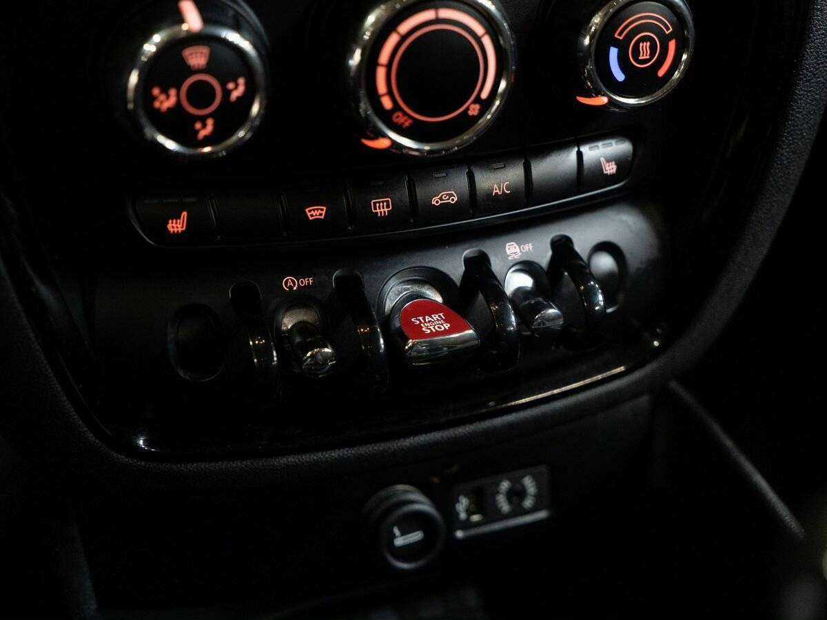 Купить Mini Clubman с пробегом. Фото: #13