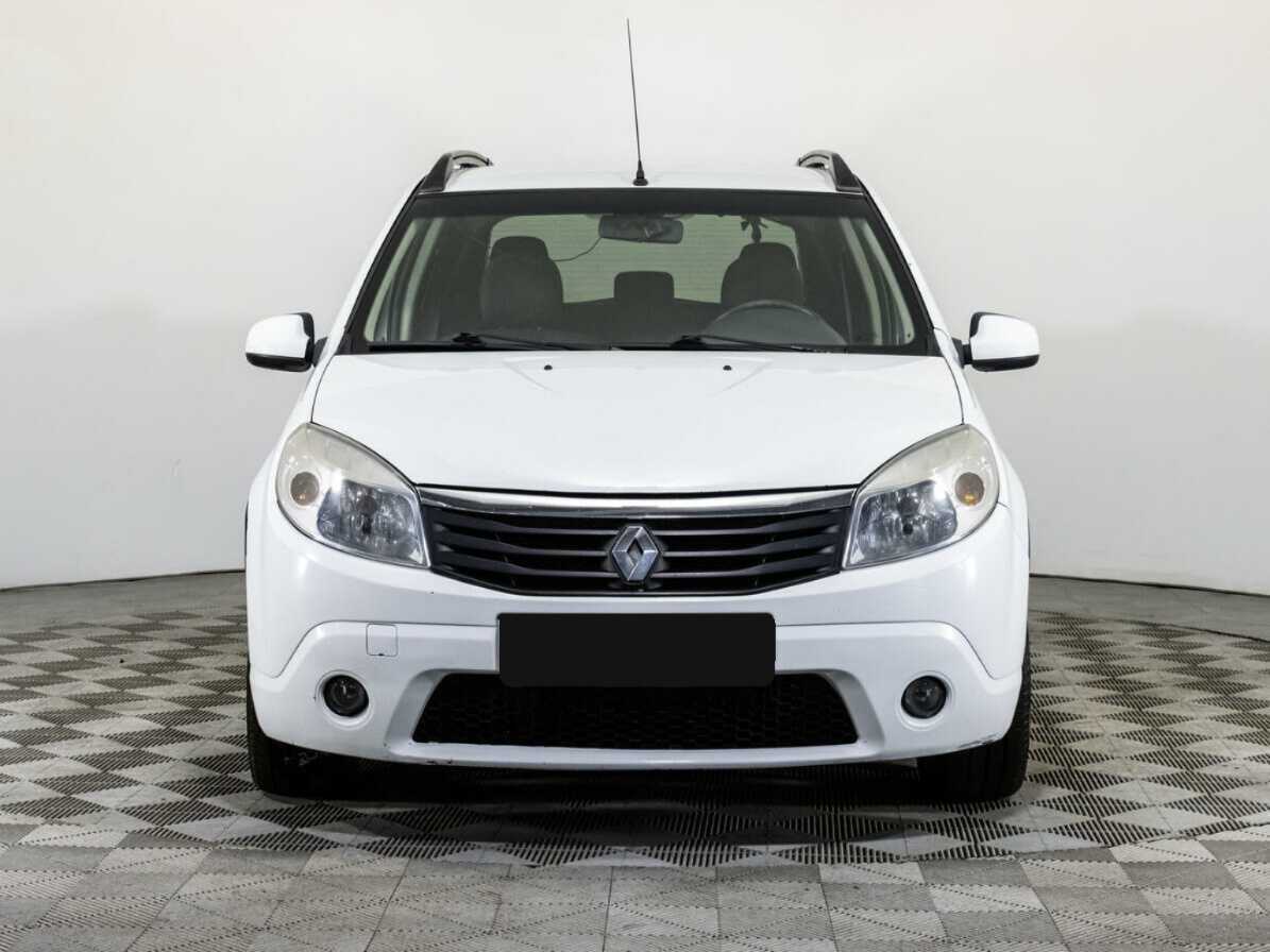 Купить Renault Sandero с пробегом. Фото: #1